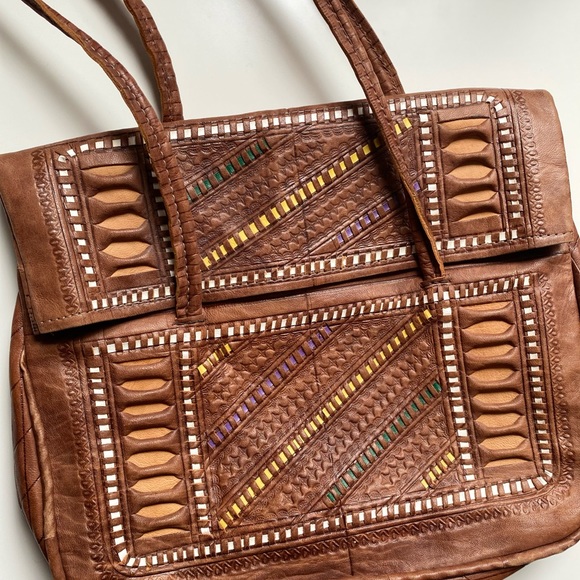 ⭐️SOLD⭐️ Boho Leather Tote - Picture 2 of 9